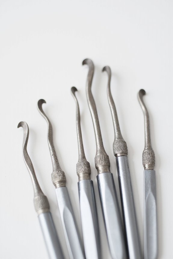 choosing steel crochet hooks